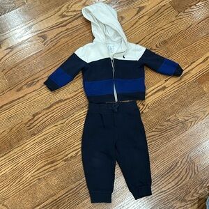 Set hoodie and pants kids size 12m